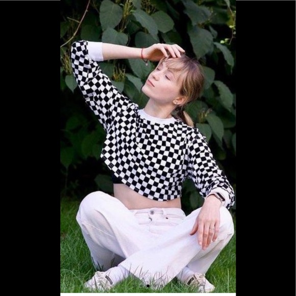 H&M Sweaters - H&M CROPPED SWEATSHIRT | size: L NWOT